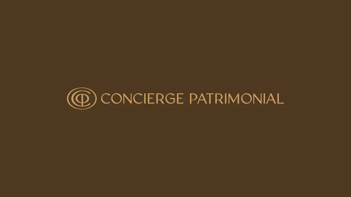 Logotipo do Concierge Patrimonial em dourado sobre fundo marrom